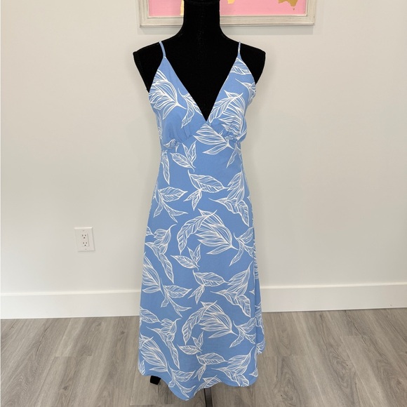 FORE Blue Leaf Print Maxi Lined Dress (S) - Picture 2 of 8